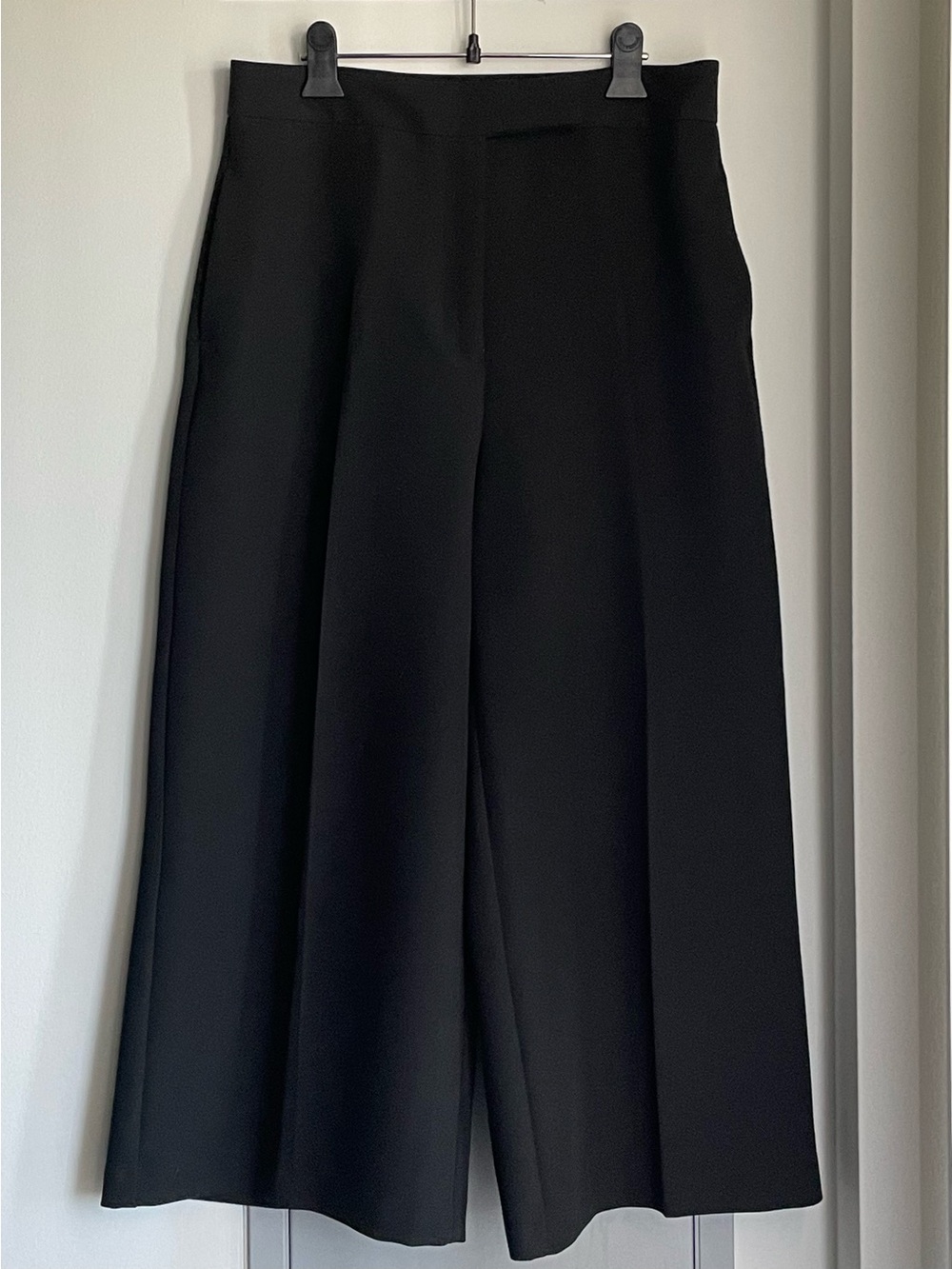 ZARA Black High Rise Wide Leg Culottes